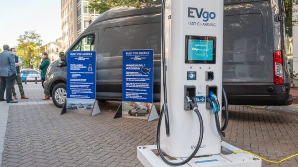 Electric-Vehicle Charging Stations Win Jolt of Energy in Congress