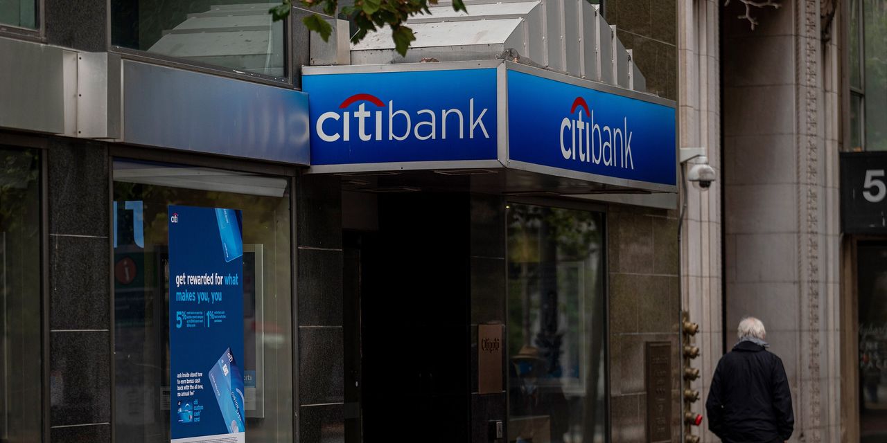 Citigroup Has to Rip Off the Bandage