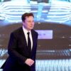 Elon Musk Insults Tesla Shareholders’ Intelligence