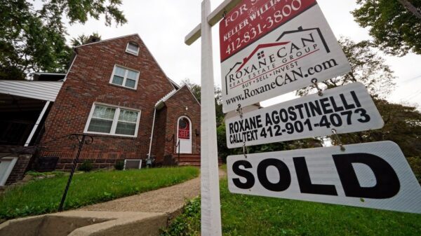 Homes Typically Sell in a Week, Forcing Buyers to Take Risks