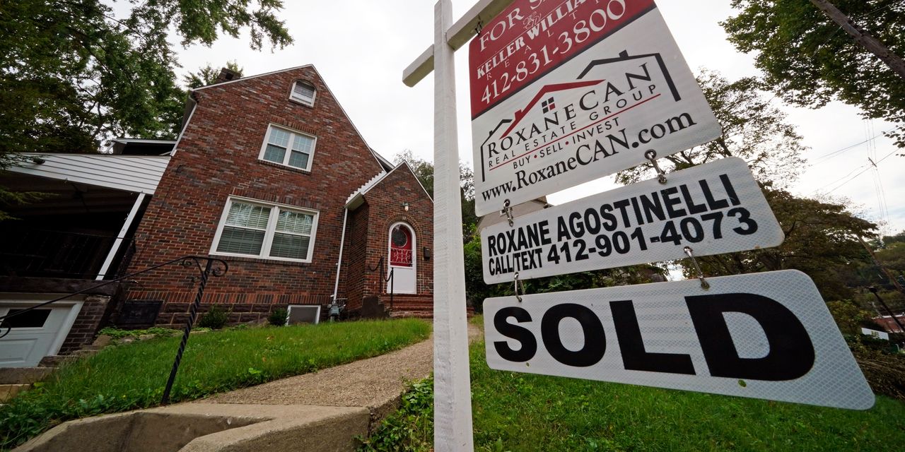 Homes Typically Sell in a Week, Forcing Buyers to Take Risks