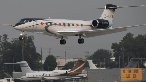 Non-public Flying Takes Off, Boosting Demand for Enterprise Jets