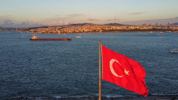 Turkey’s Lira Disaster Exposes Reliance on Imported Power