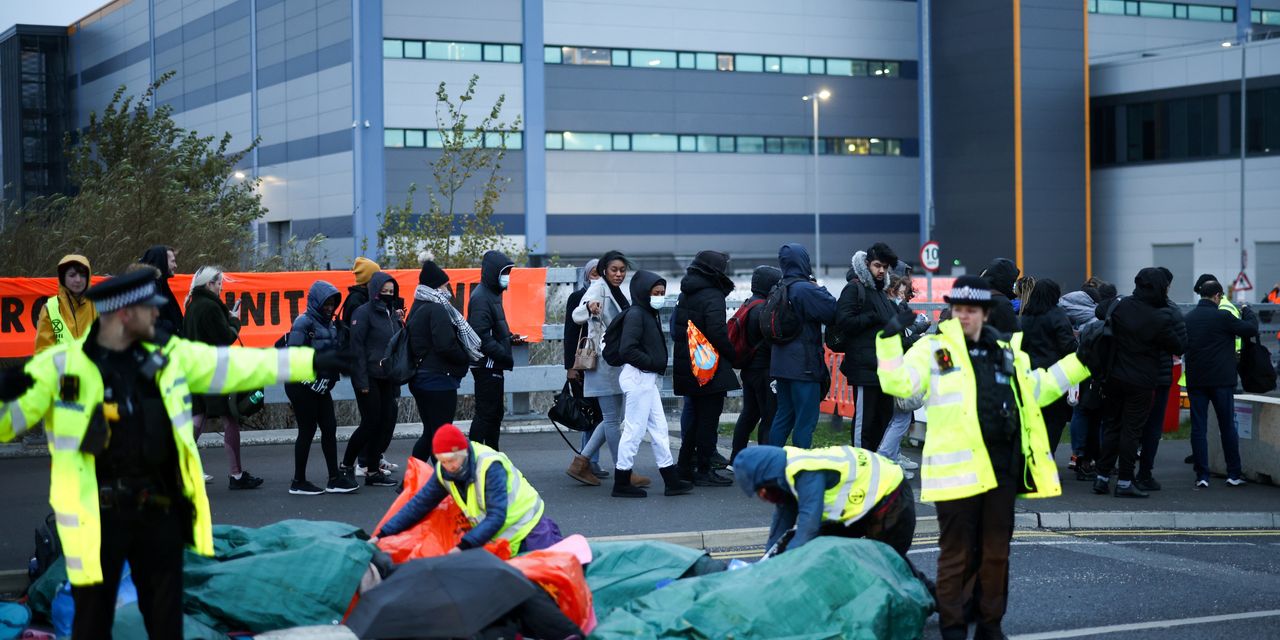 Amazon Vehicles Snarled in U.Ok. Amid Local weather Protest Blockades