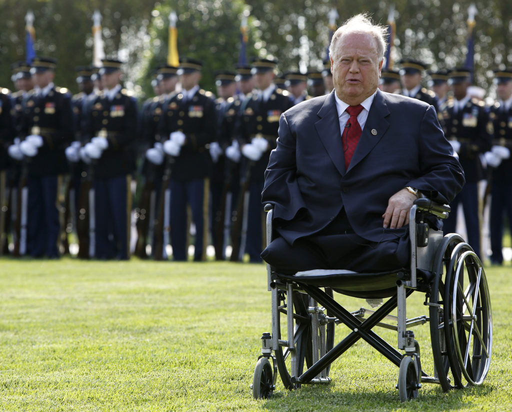 Max Cleland, former Georgia senator and a veteran who lost limbs in Vietnam, dies at 79