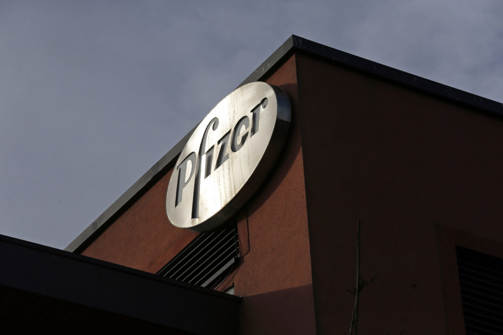 Pfizer says COVID-19 pill cut hospital, death risk by 90 percent