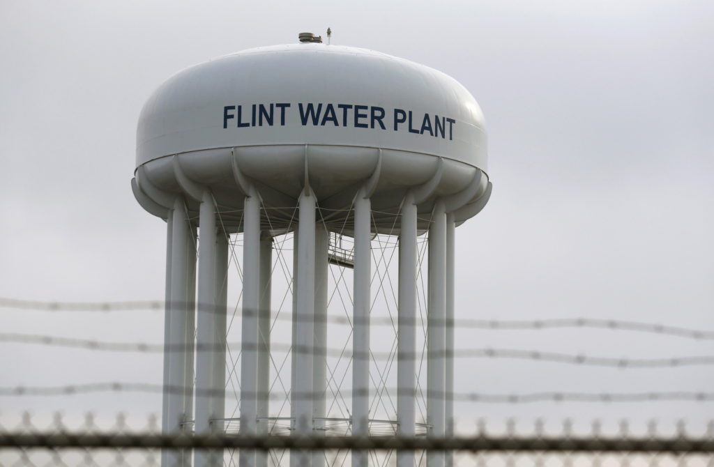 Only Michigan employee fired over Flint water to be paid 0K