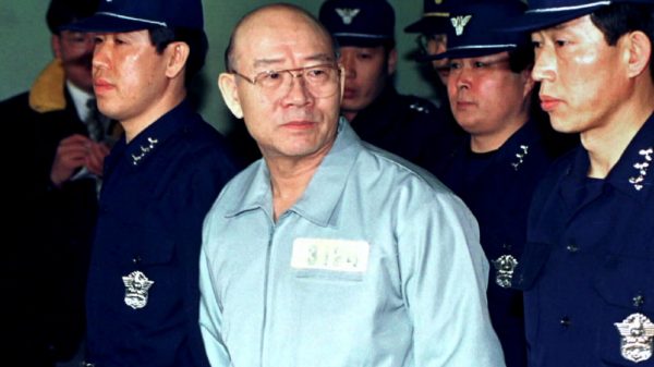 Former South Korean navy strongman Chun Doo-hwan dies at age 90