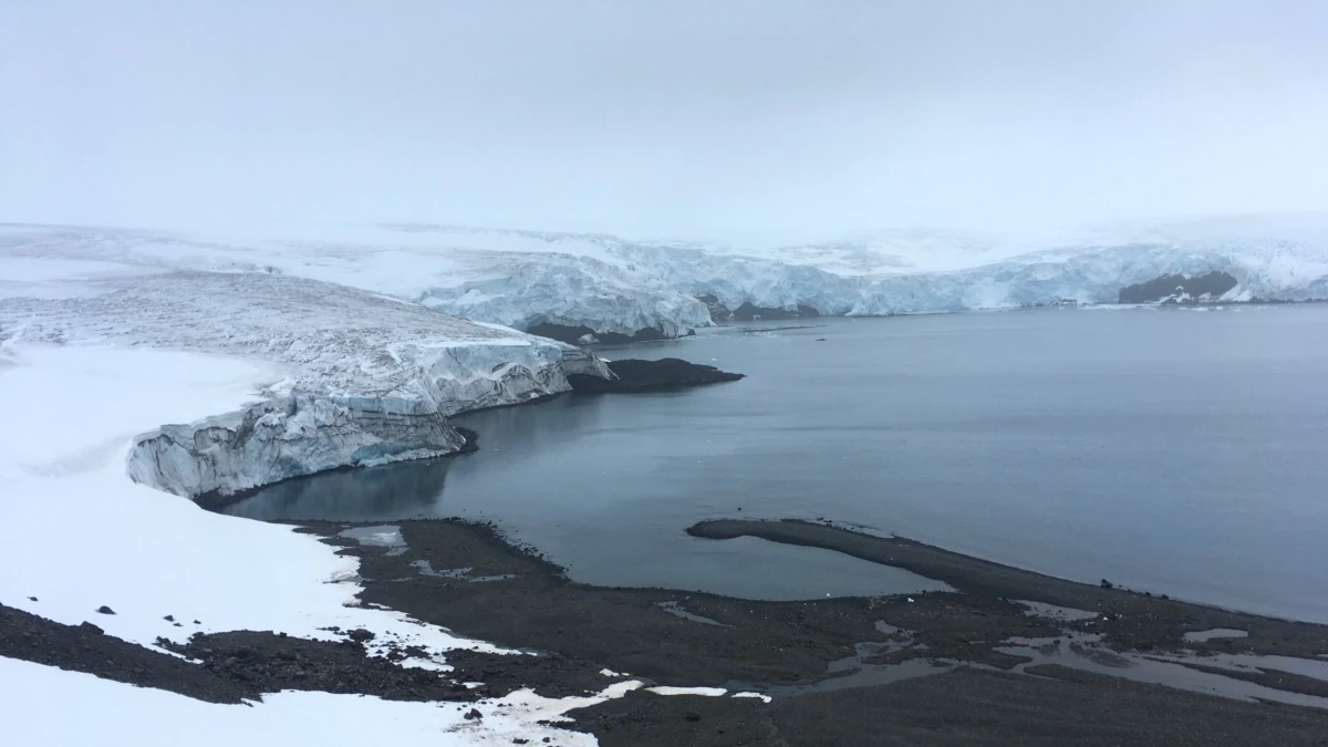 New Zealand Researchers Hope to Replace Fossil Fuel Use in Antarctica With Green Hydrogen