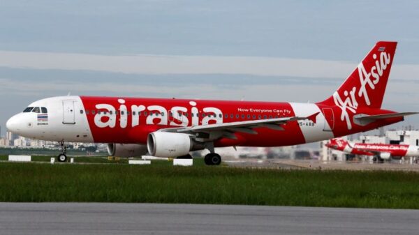 AirAsia X shares sink as much as 21% amid going concern doubt, Companies & Markets News & Top Stories