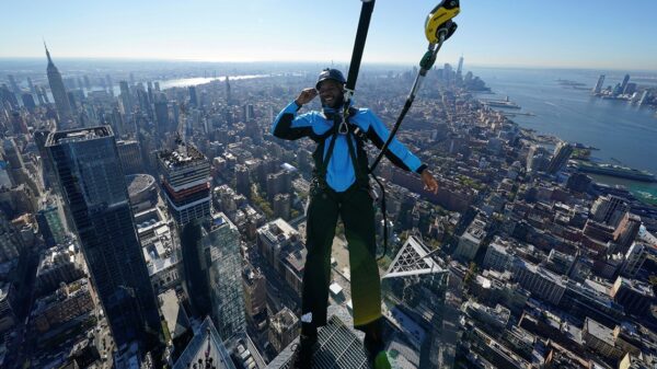 Climb New York City’s 30 Hudson Yards skyscraper, hang off side