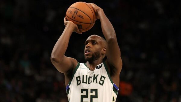 NBA: Milwaukee Bucks star Khris Middleton tests positive for Covid-19, Basketball News & Top Stories