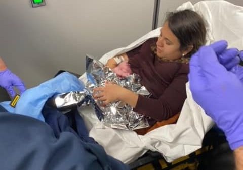 Lady provides beginning to child on board Delta flight, with assist from firefighters, nurse – Nationwide