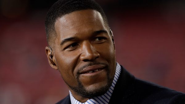 Next Blue Origin flight: Michael Strahan, Alan Shepard daughter