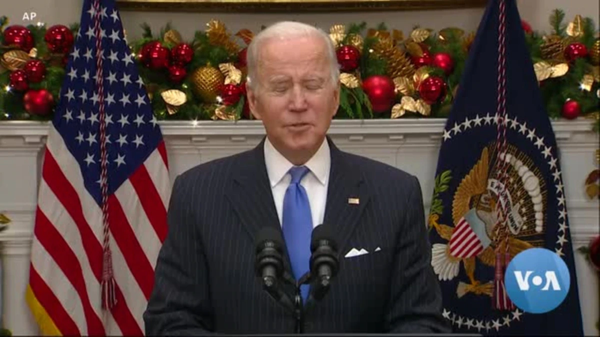 Biden Urges Calm, Vaccination, in Face of Omicron Variant