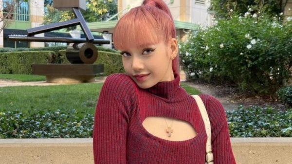 Blackpink’s Lisa exams constructive for Covid-19, different members damaging, Leisure Information & High Tales