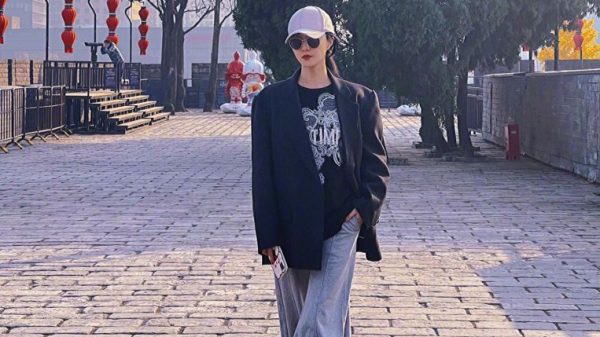 Actress Fan Bingbing posts images to refute rumours she has given beginning, Leisure Information & Prime Tales