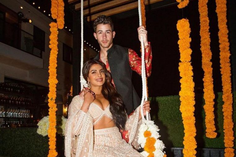 Priyanka Chopra and Nick Jonas celebrate Deepavali in first home, Entertainment News & Top Stories