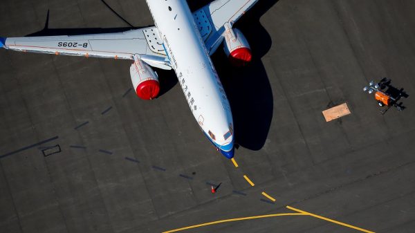 China Units Boeing 737 MAX Directive for Flight Resumption