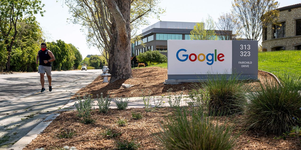 Google Delays Required Return to Workplace for Workers