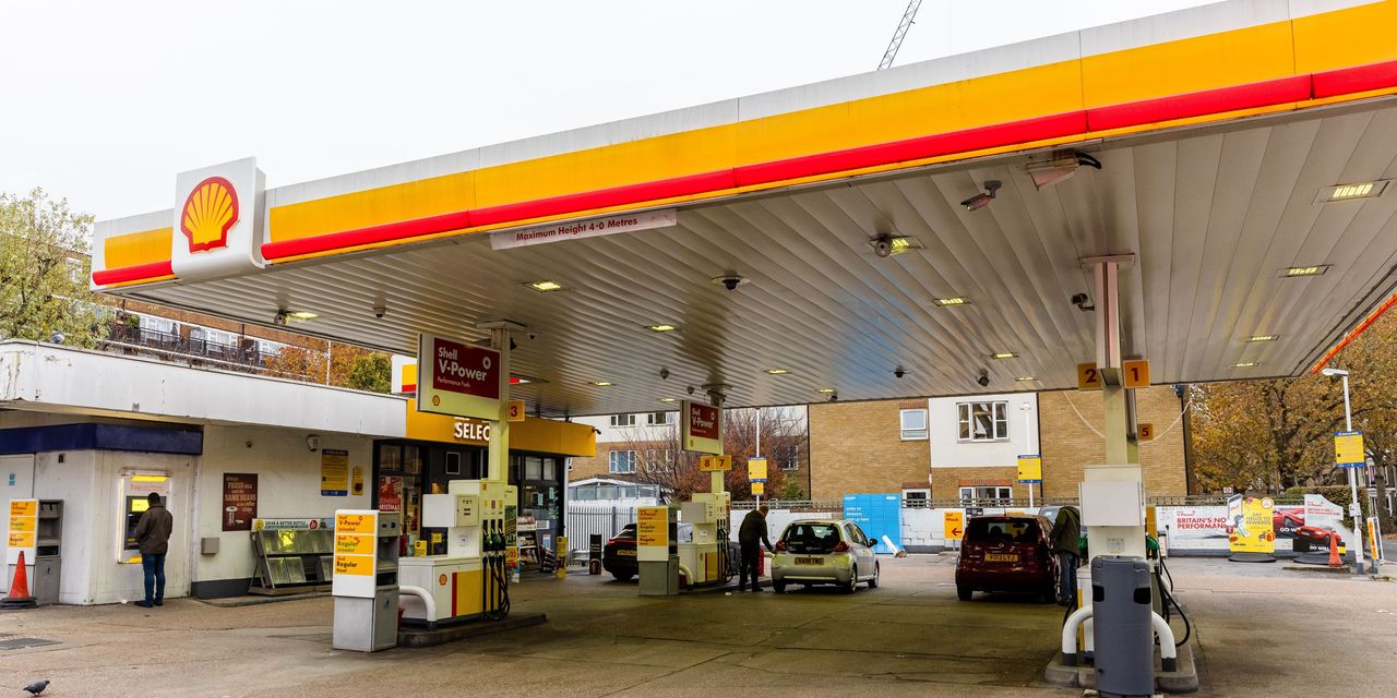 Whereas Shell Resists Breakup, Rivals See Alternative From Spinoffs