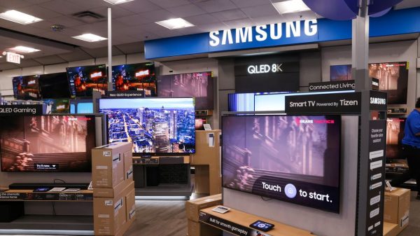 Samsung Replaces CEOs, Merges Cell and Client Electronics Companies