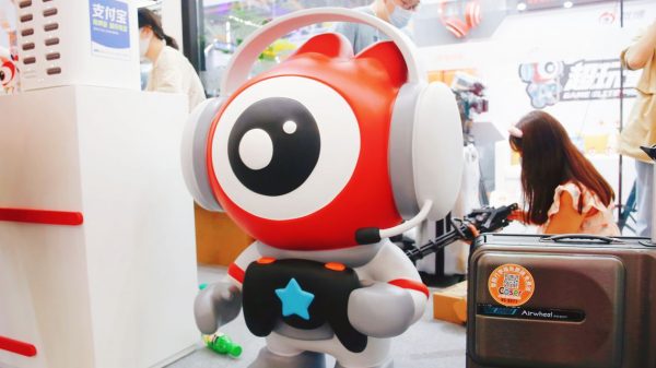 Chinese language Social-Media Big Weibo Drops in Hong Kong Market Debut