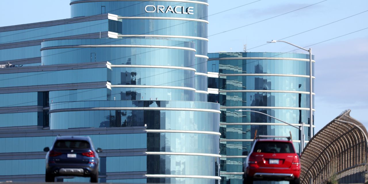 Oracle in Talks to Purchase Cerner