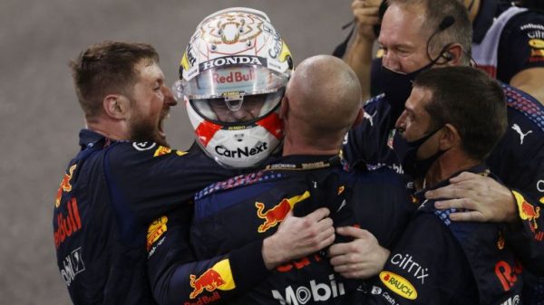 Formulation One: Verstappen wins Abu Dhabi GP on final lap; topped world champion, Formulation One Information & Prime Tales