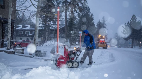 Rain, Snow Fall as California Braces for Brunt of Storm