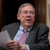 Johnny Isakson, Former Georgia Republican US Senator, Dies 