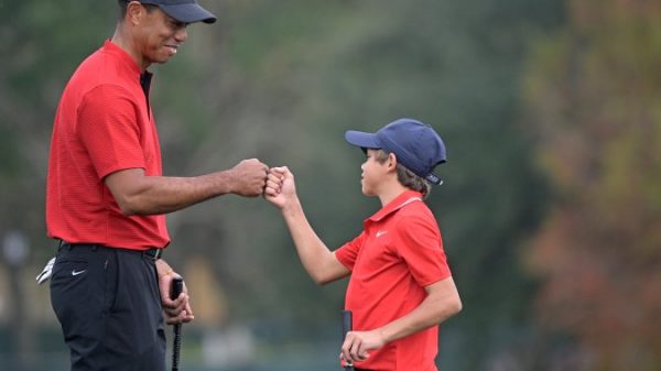 Tiger Woods broadcasts golf return at PNC Championship, will play with son – Nationwide