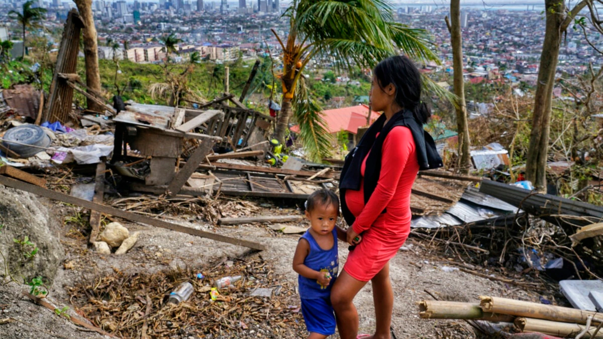 Hurricane Distress in Philippines, Pandemic Dampen Christmas Pleasure