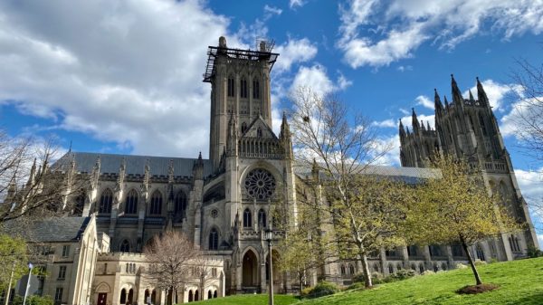 WATCH LIVE: The Nationwide Cathedral tolls bell marking 800,000 American COVID-19 deaths