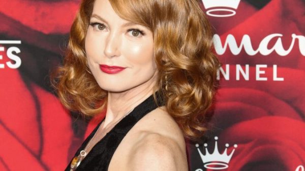 Actor Alicia Witt’s mother and father discovered lifeless inside residence throughout wellness verify – Nationwide