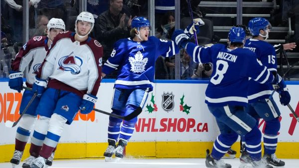 Colorado Avalanche blown out by Maple Leafs in Toronto, 8-3