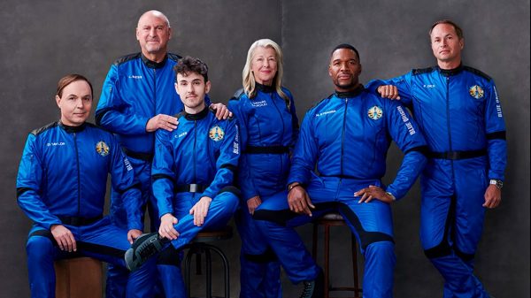 LIVE: Blue Origin’s launch with GMA host Michael Strahan