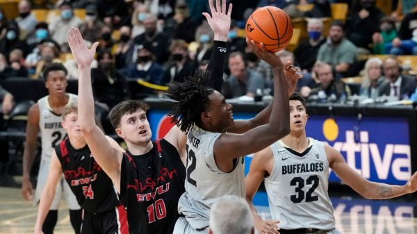 Colorado males’s basketball rallies late to down Jap Washington