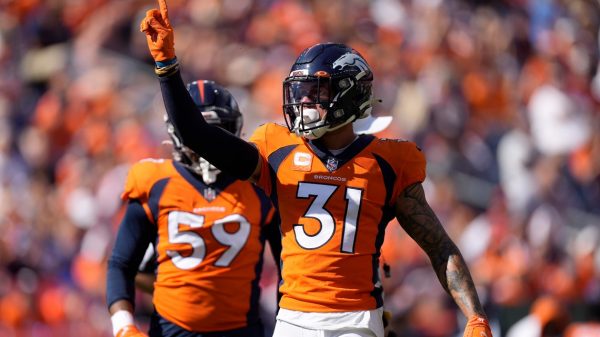 Broncos security Justin Simmons named ’21 Man of the Yr nominee