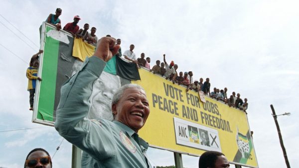 South African minister objects to sale of Mandela’s cell key