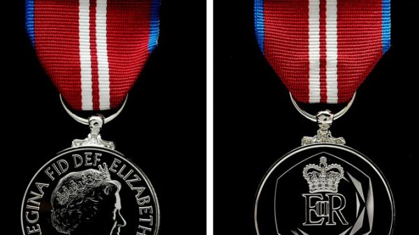 Legion, MPs urge Ottawa to difficulty jubilee medal for pandemic volunteers – Nationwide