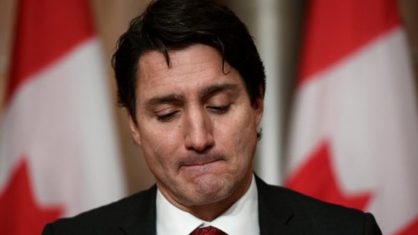 Omicron COVID variant is ‘scary,’ Trudeau says, however summer time might be ‘higher’ – Nationwide