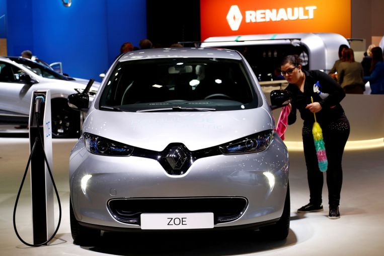 Renault Zoe goes from hero to zero in European security company score, Motoring Information & Prime Tales