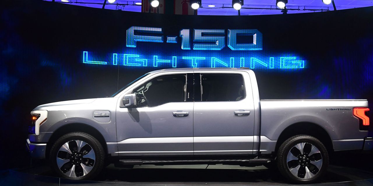 Ford Shares Hit Two-Decade Excessive on Raised Plans for F-150 Electrical Pickup