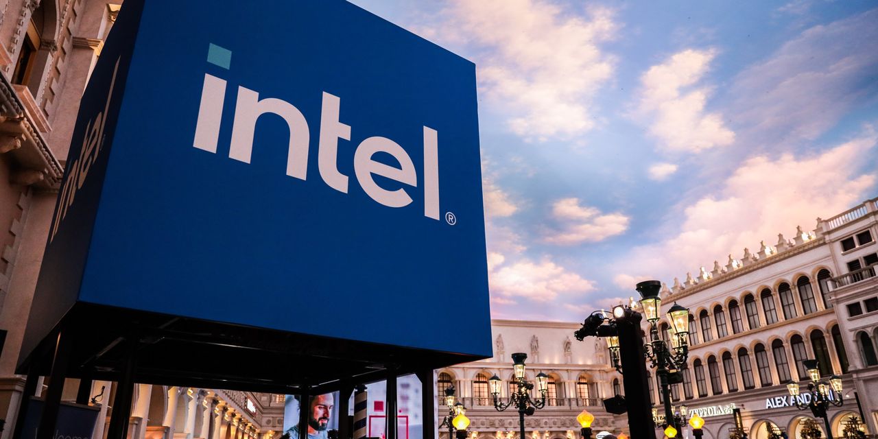 New Intel CFO to Assist Steer Chip Maker’s Funds Via Turnaround