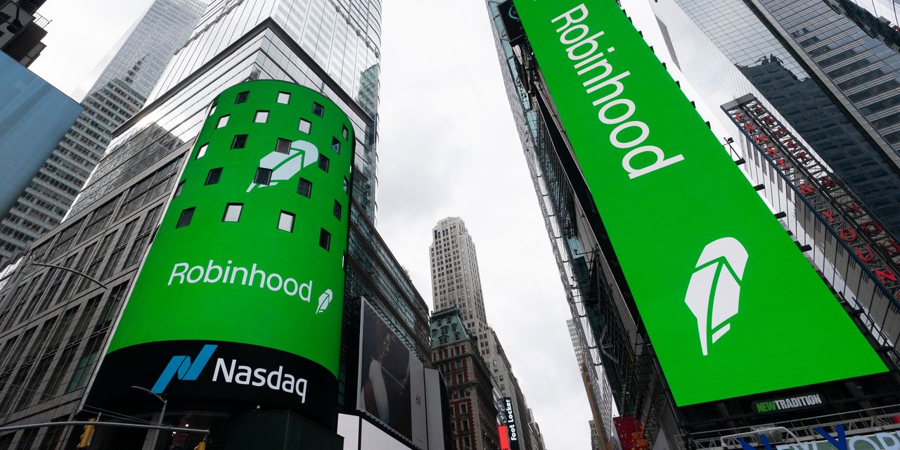 Robinhood Shares Fall Premarket After Larger-Than-Anticipated Loss