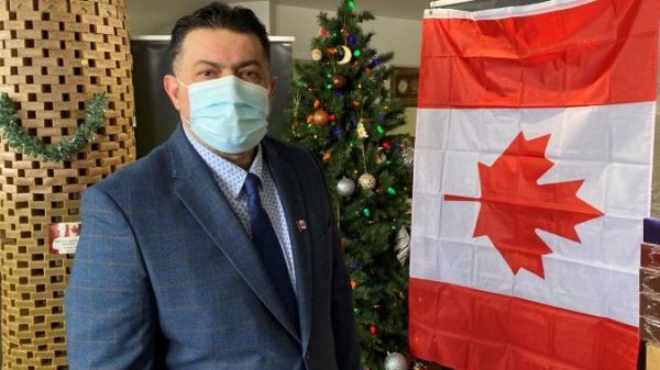 Syrian refugee household ‘so proud’ to turn into Canadian residents