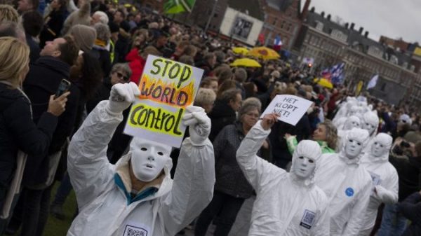 Netherlands: Hundreds defy ban to protest COVID-19 lockdown measures – Nationwide