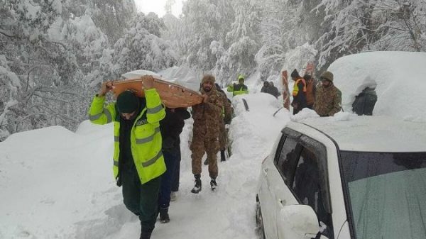 Chilly kills 22 stranded vacationers amid heavy snow at Pakistan’s mountain resort – Nationwide