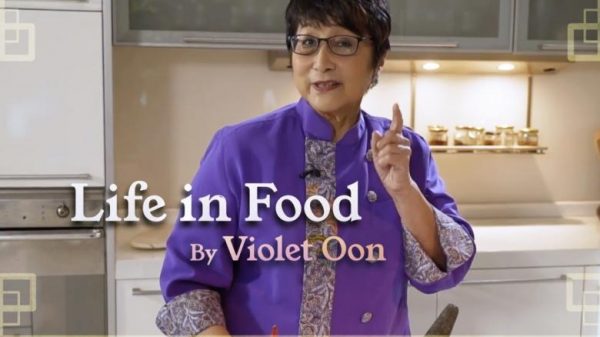 Life In Meals With Violet Oon: Buah keluak, the black diamond of Peranakan cooking